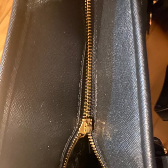 2 Michael Kors bags (black and brown) - Picture 5 of 5